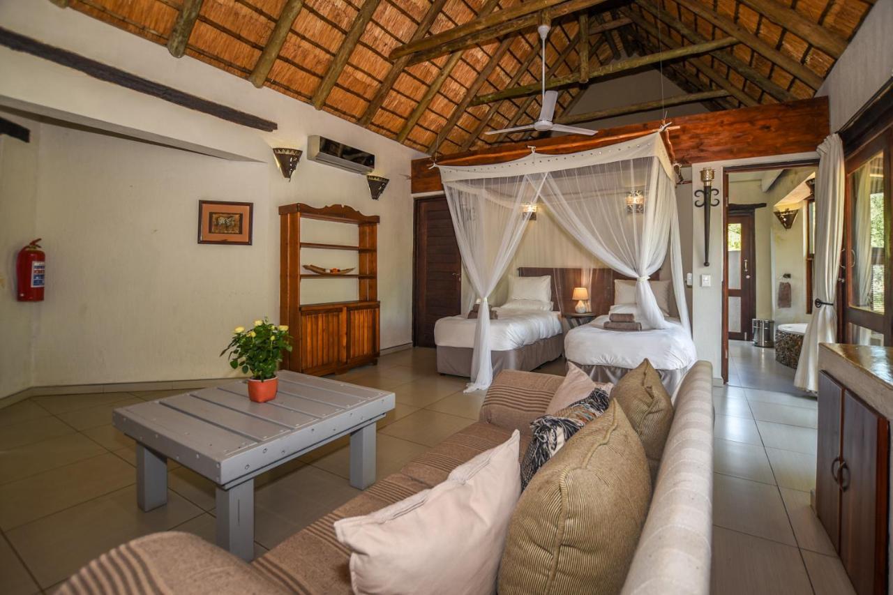 Leopard'S Lair Bush Lodge Hoedspruit Dış mekan fotoğraf