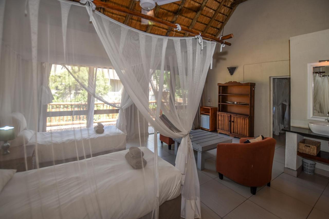 Leopard'S Lair Bush Lodge Hoedspruit Dış mekan fotoğraf