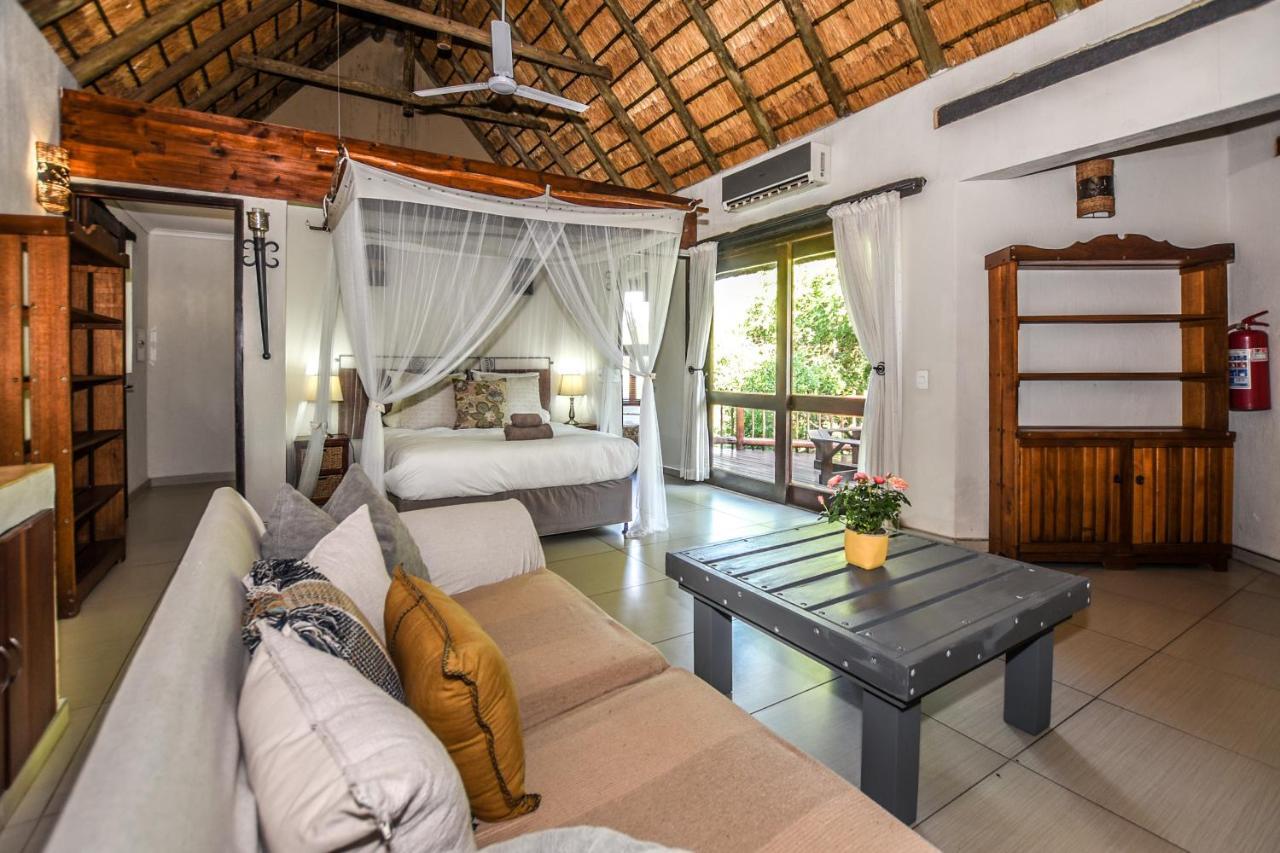 Leopard'S Lair Bush Lodge Hoedspruit Dış mekan fotoğraf