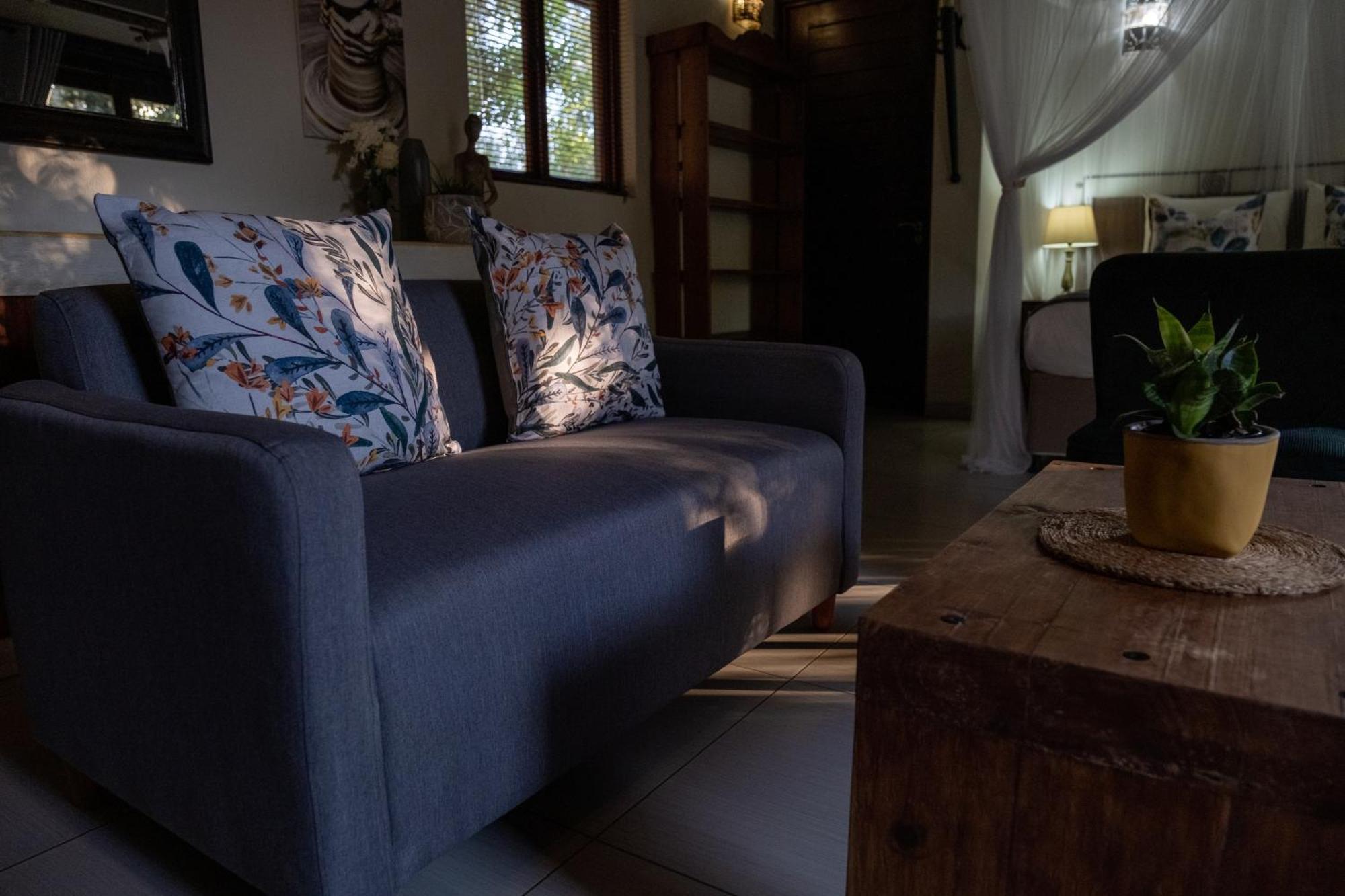 Leopard'S Lair Bush Lodge Hoedspruit Oda fotoğraf